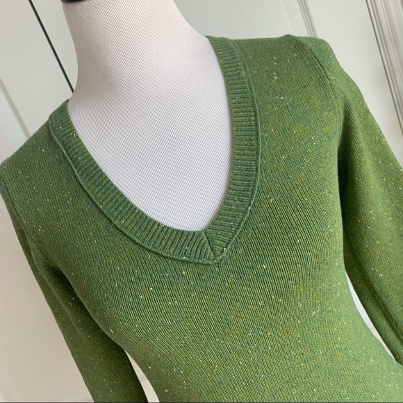 Vintage Old Navy Lambswool Blend Vneck Sweater - Picture 3 of 14